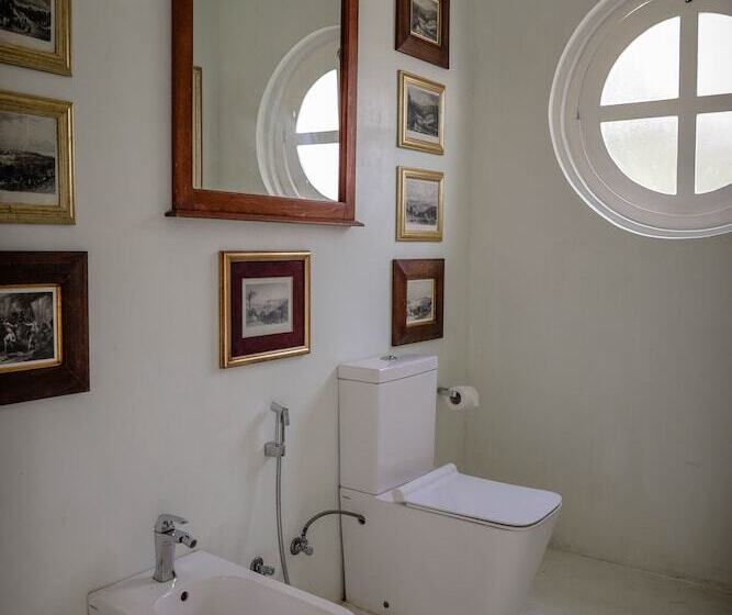 فندق The Flame Tree Estate &