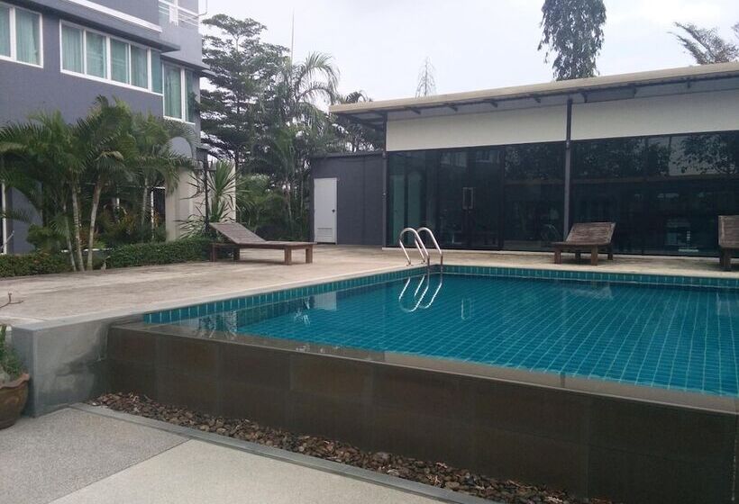 هتل The Park 304