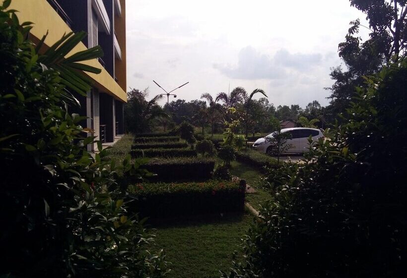 هتل The Park 304
