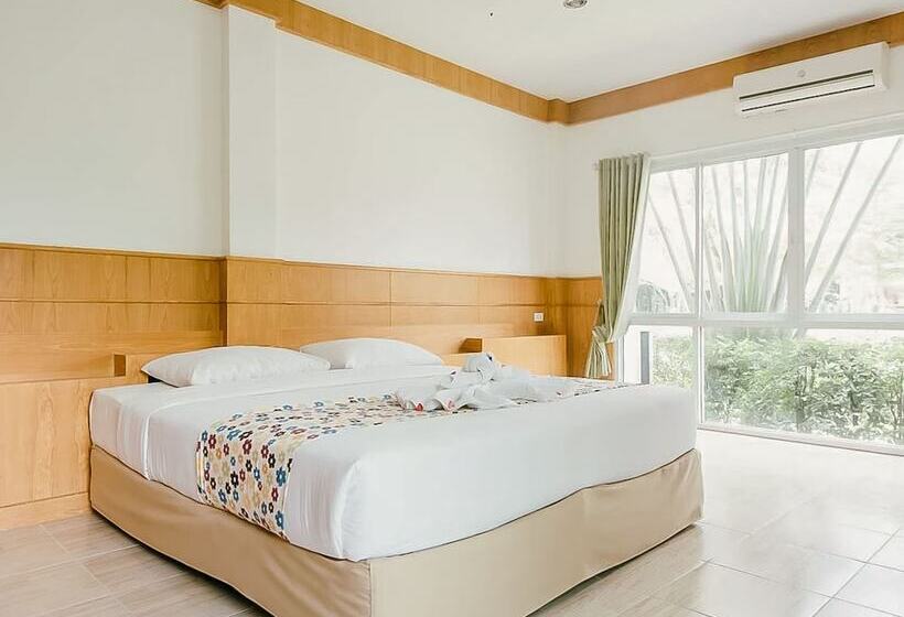 هتل Wangyao Riverside Resort