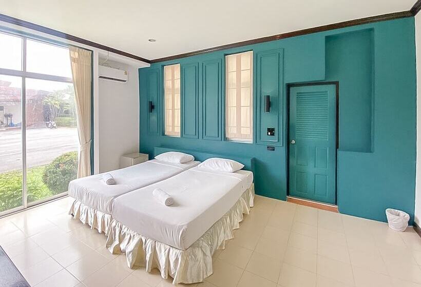 هتل Wangyao Riverside Resort