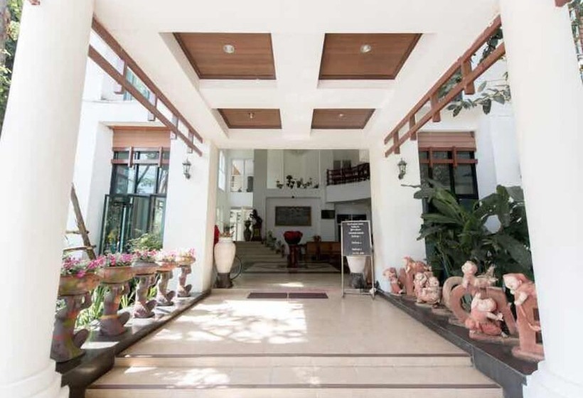 هتل Wangyao Riverside Resort