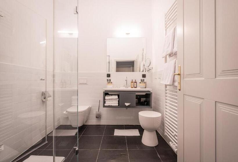 ペンション Boutique Hotel Zum Oberjäger, Schloss Lackenbach