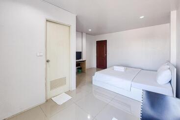 膳宿费 Freesia Guesthouse Klong Luang