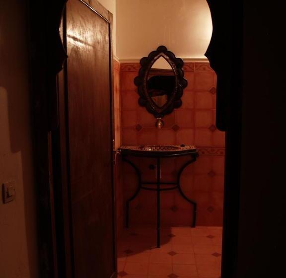پانسیون Kasbah Ait Bouguemez