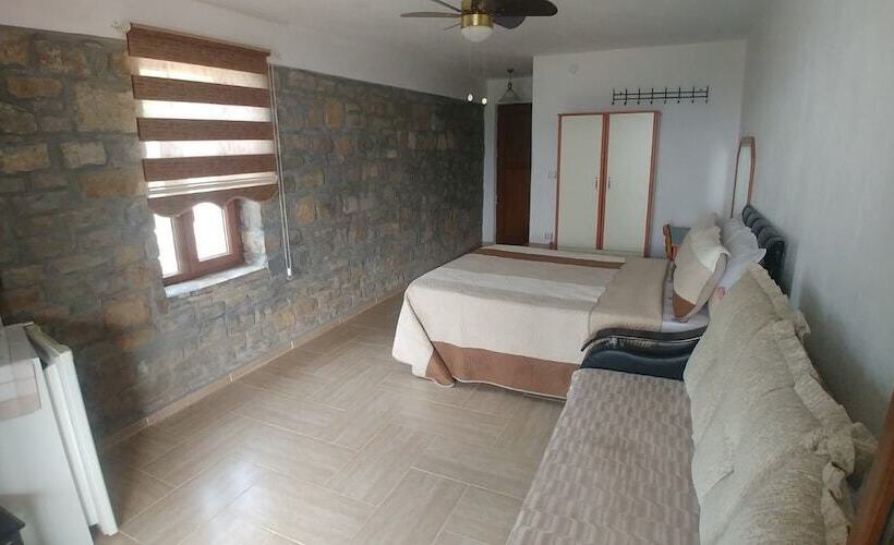 پانسیون Kastro Konak Boutique Otel