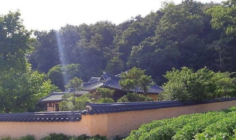 ペンション Manhoe Gotaek