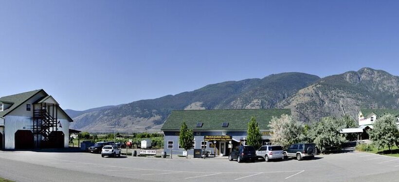 تختخواب و صبحانه Crowsnest Vineyards Guesthouse