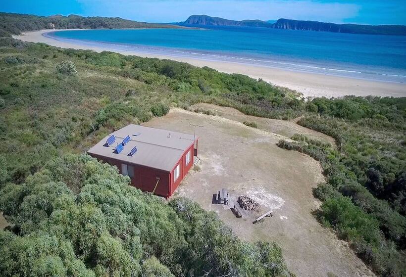 Cloudy Bay Cabin