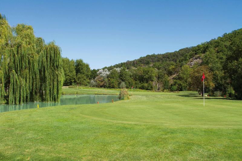 Domaine Ribiera, Hotel 5 Etoiles, Spa & Golf   Forcalquier