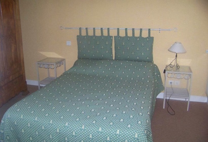 Хостел Auberge De La Tourelle