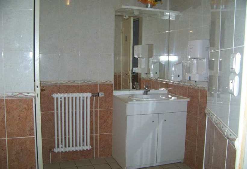 Хостел Auberge De La Tourelle