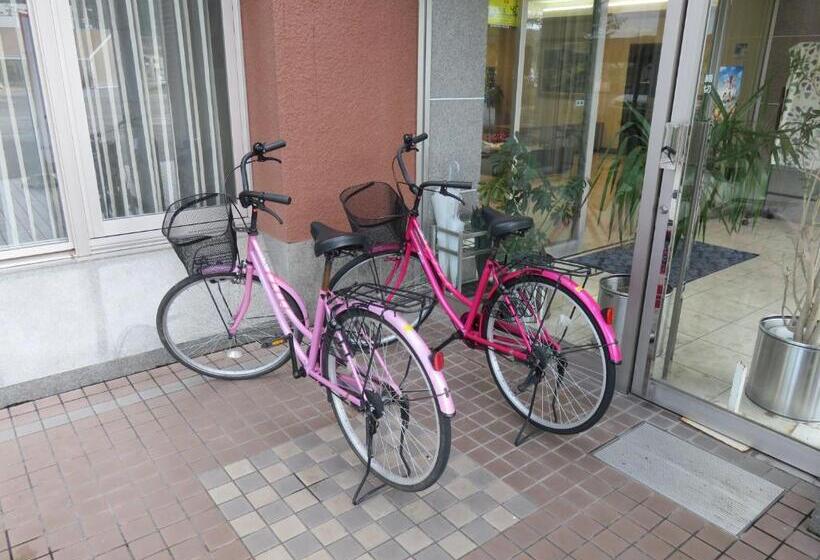 فندق Avan Sukumo