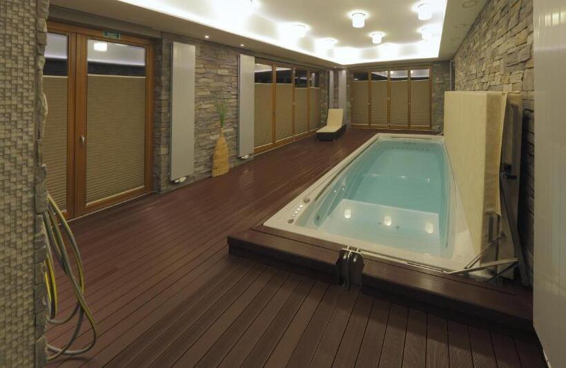 هتل Esmarin Wellness