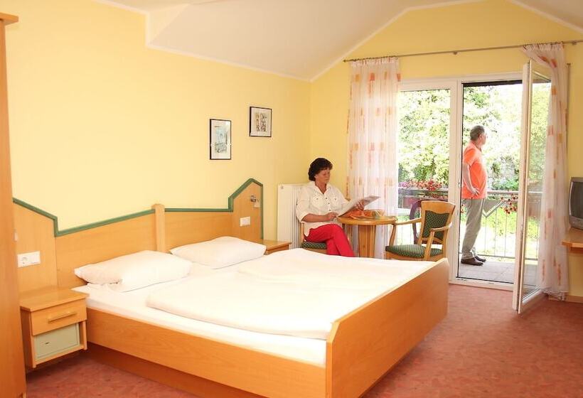 ホテル Landhaus Schend