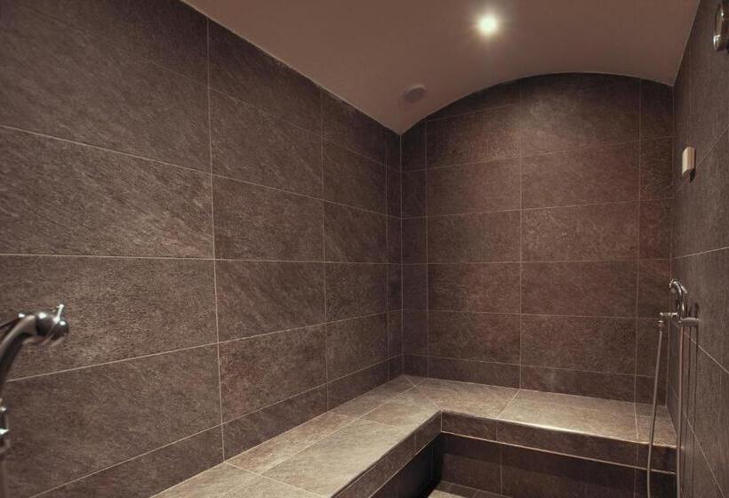 ホテル Orobie Alps Resort