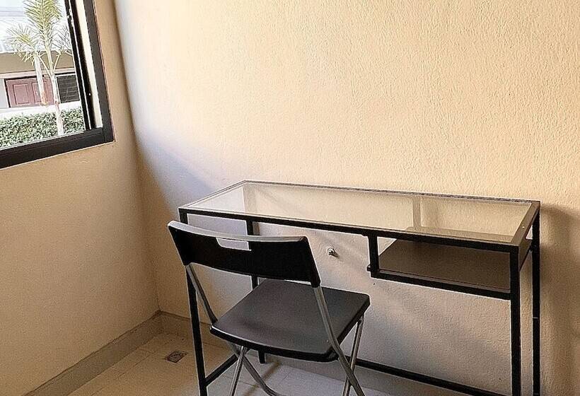 فندق Palm Spring Apartment