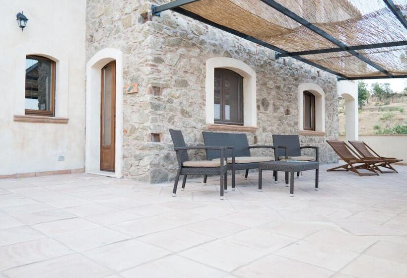 בית מלון כפרי Agunì Agriturismo & Locanda