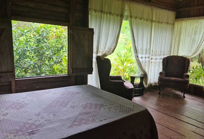 בית מלון כפרי Santa Maria Volcano Lodge