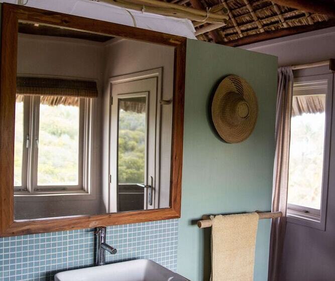 هتل Travessia Beach Lodge