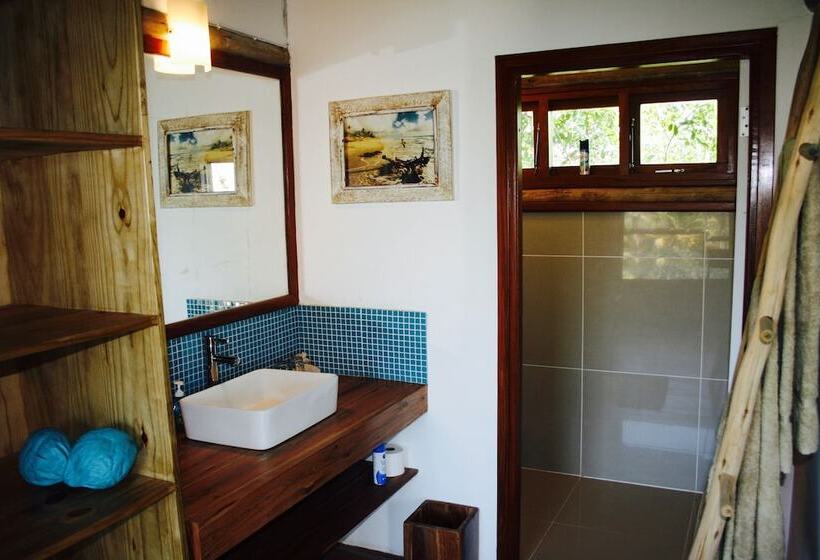 هتل Travessia Beach Lodge