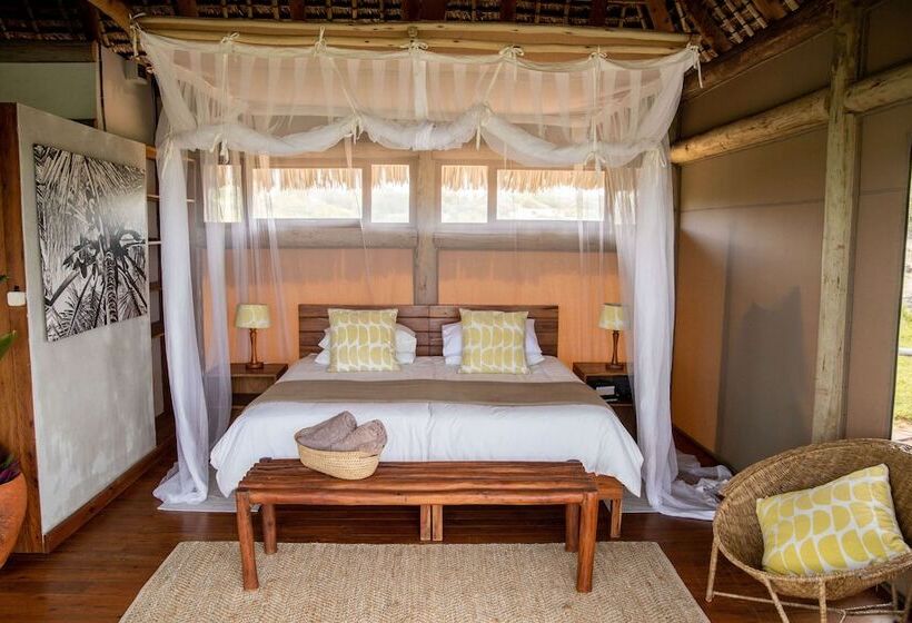 هتل Travessia Beach Lodge