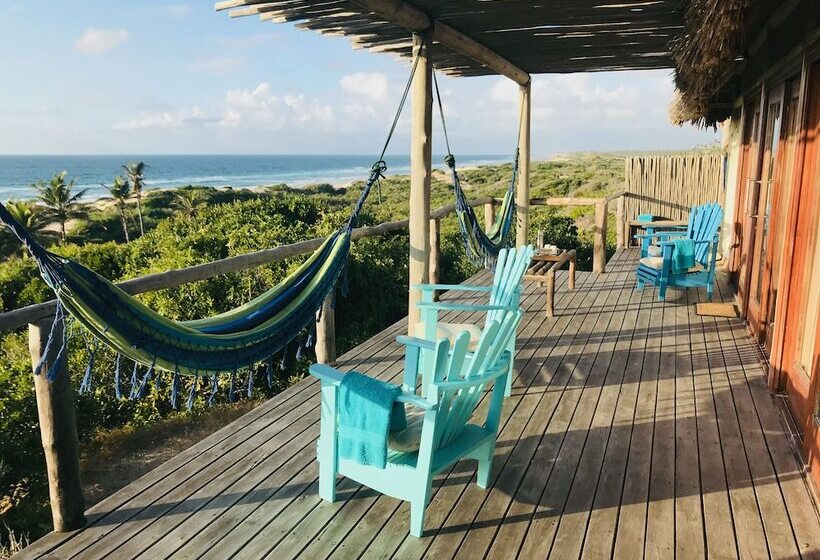 هتل Travessia Beach Lodge