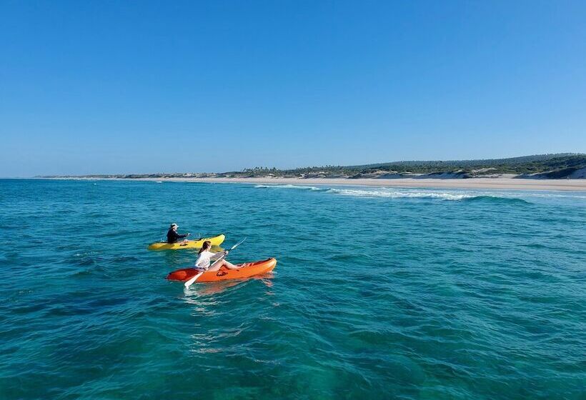 هتل Travessia Beach Lodge