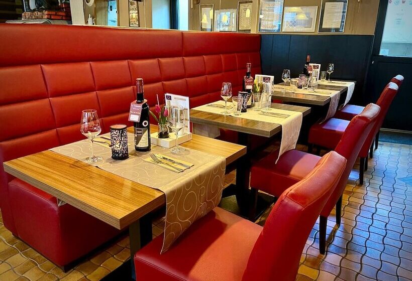 ホテル Zur Dorfschänke