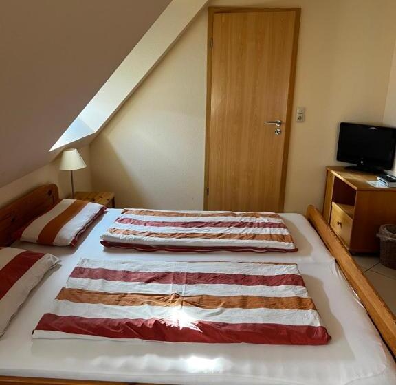 Bed and Breakfast Pension Kolibri