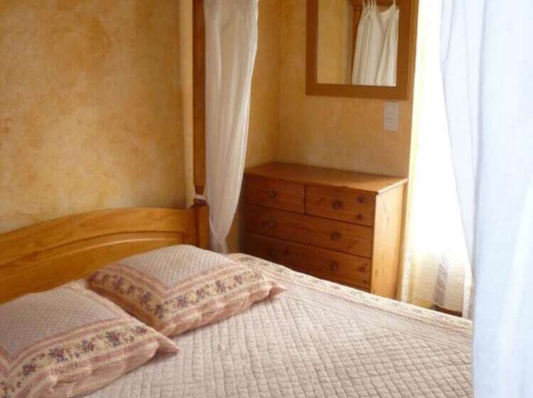 ベッドアンドブレックファースト Chambres Les Champs De Roz