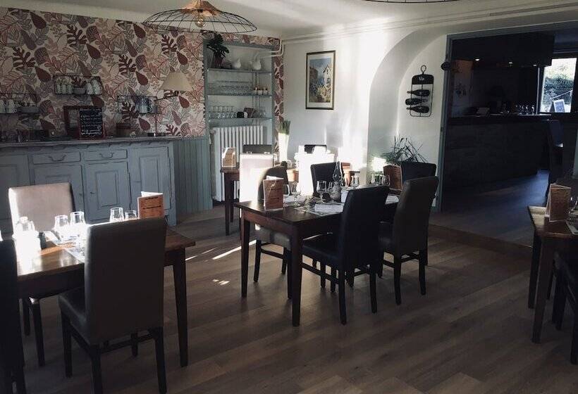 여관 Auberge Du Relais D Auniac Hotel Bar Restaurant Piscine