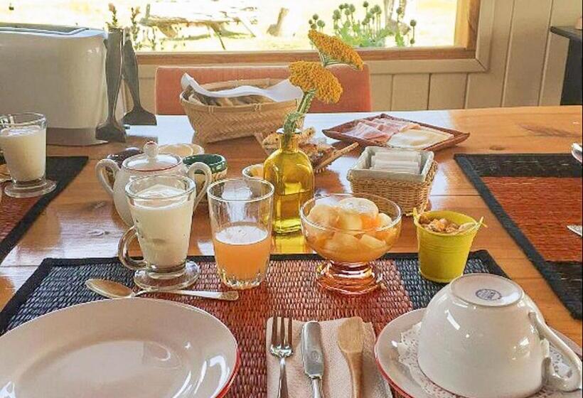 فندق فئة نجمة واحدة Hosteria Ruca Kitai
