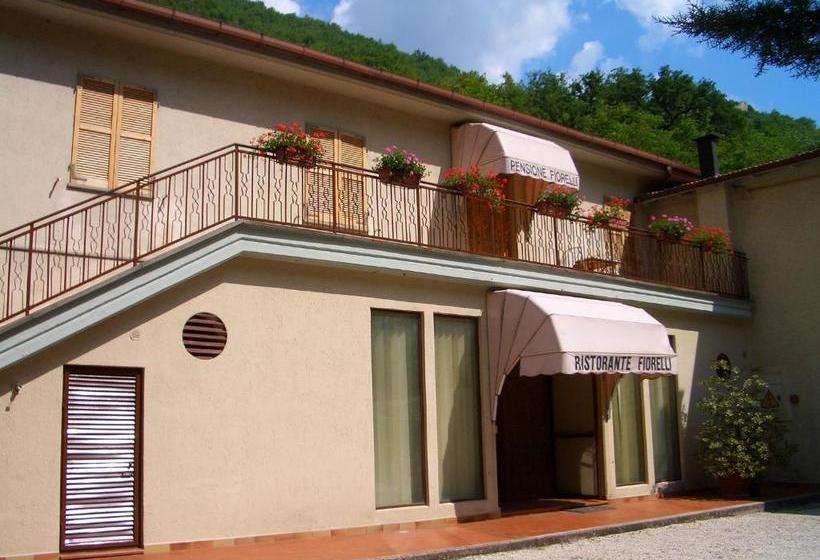 여관 Ristorante Fiorelli