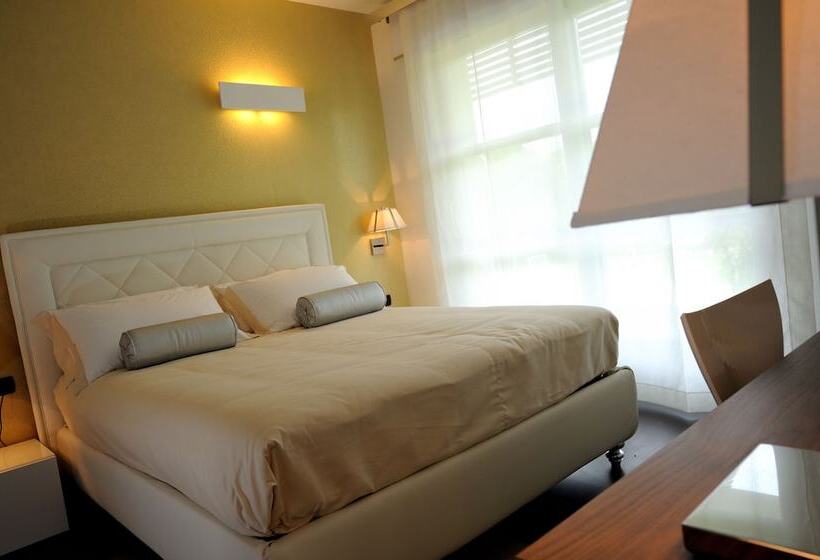 Отель La Foresteria Canavese Country Club