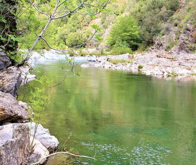 Отель Le Moulin Du Luech   Bulles Insolites