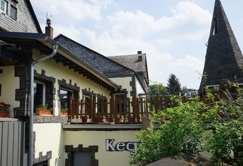 ホテル Restaurant Gemünden