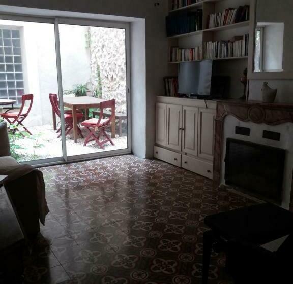 پانسیون Le Patio Des Cigales