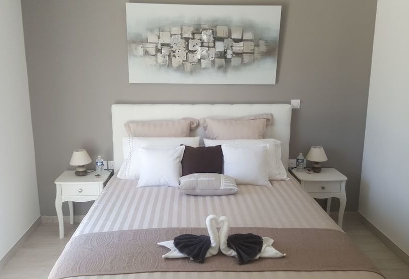 膳宿费 Notre Bastide Maison Et Table D Hôtes Sur Réservation, Piscine, Climatisation, Jacuzzi, Prise Pour V