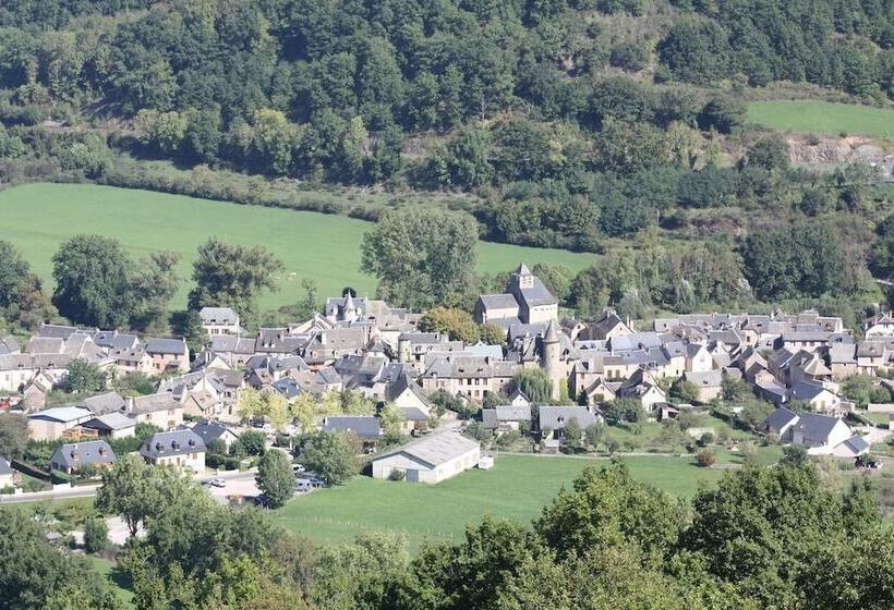 渡假胜地  Village De Gite   La Cascade