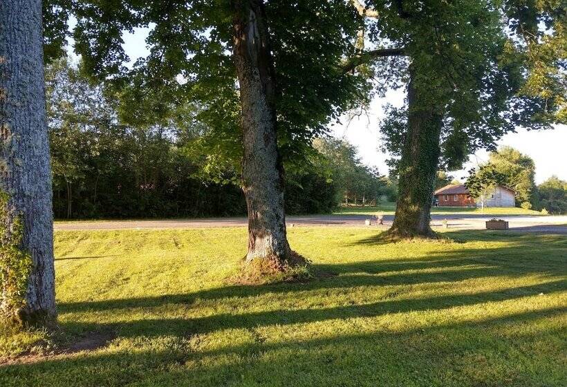 مبيت وإفطار Domaine De La Frissonnette