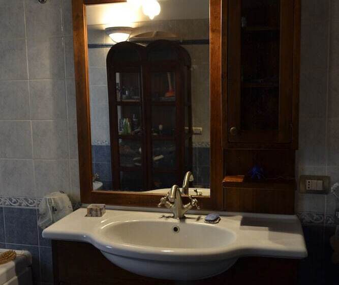 مبيت وإفطار La Fonte Di Nioli