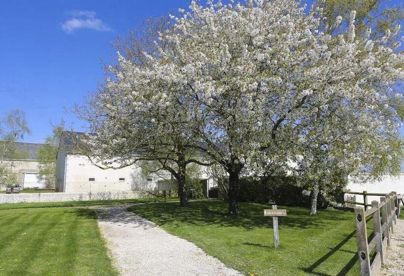 민박 Le Domaine De La Fouardière