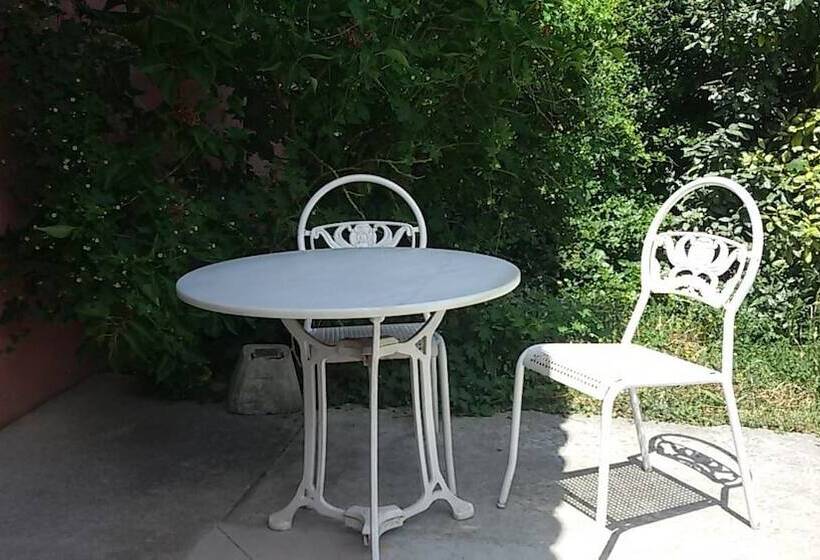 مبيت وإفطار Lovely Cat S Room Urrunaga