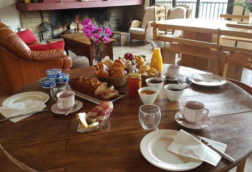 تختخواب و صبحانه San Larenzu