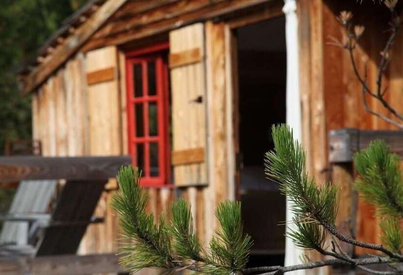 住宿加早餐  Terre Des Baronnies. Cabanes