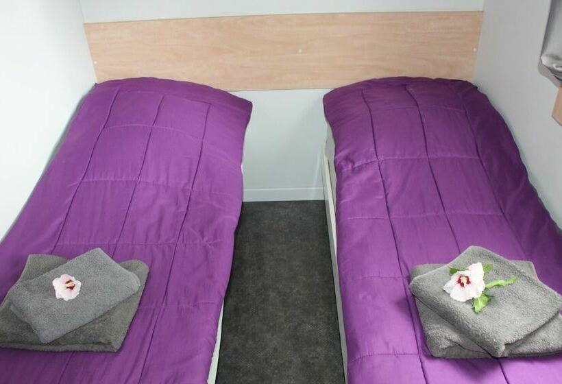 Отель Camping De Montmaurin