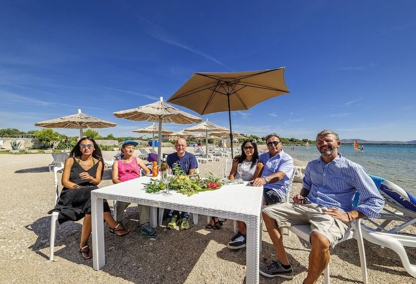 酒店 Olive Garden Camp Resort