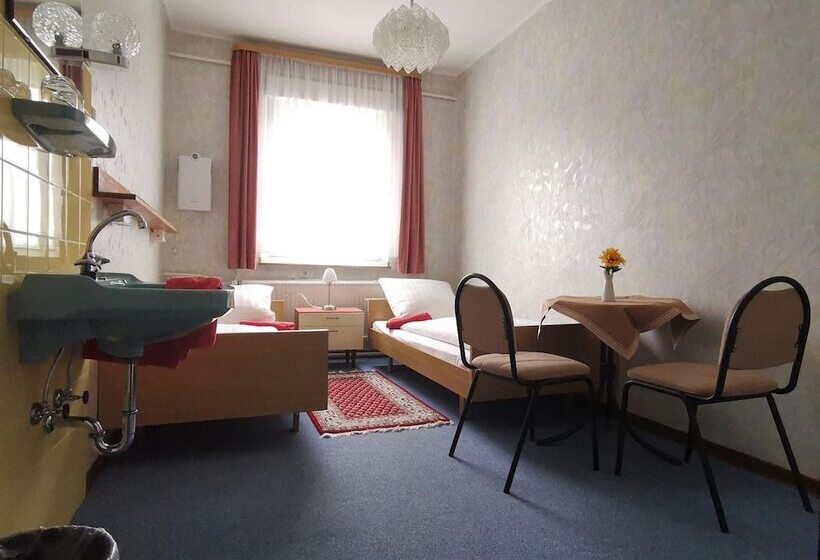 ホテル Restaurant Lahnhof