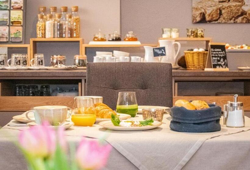 Landgasthaus & Hotel Zur Krone